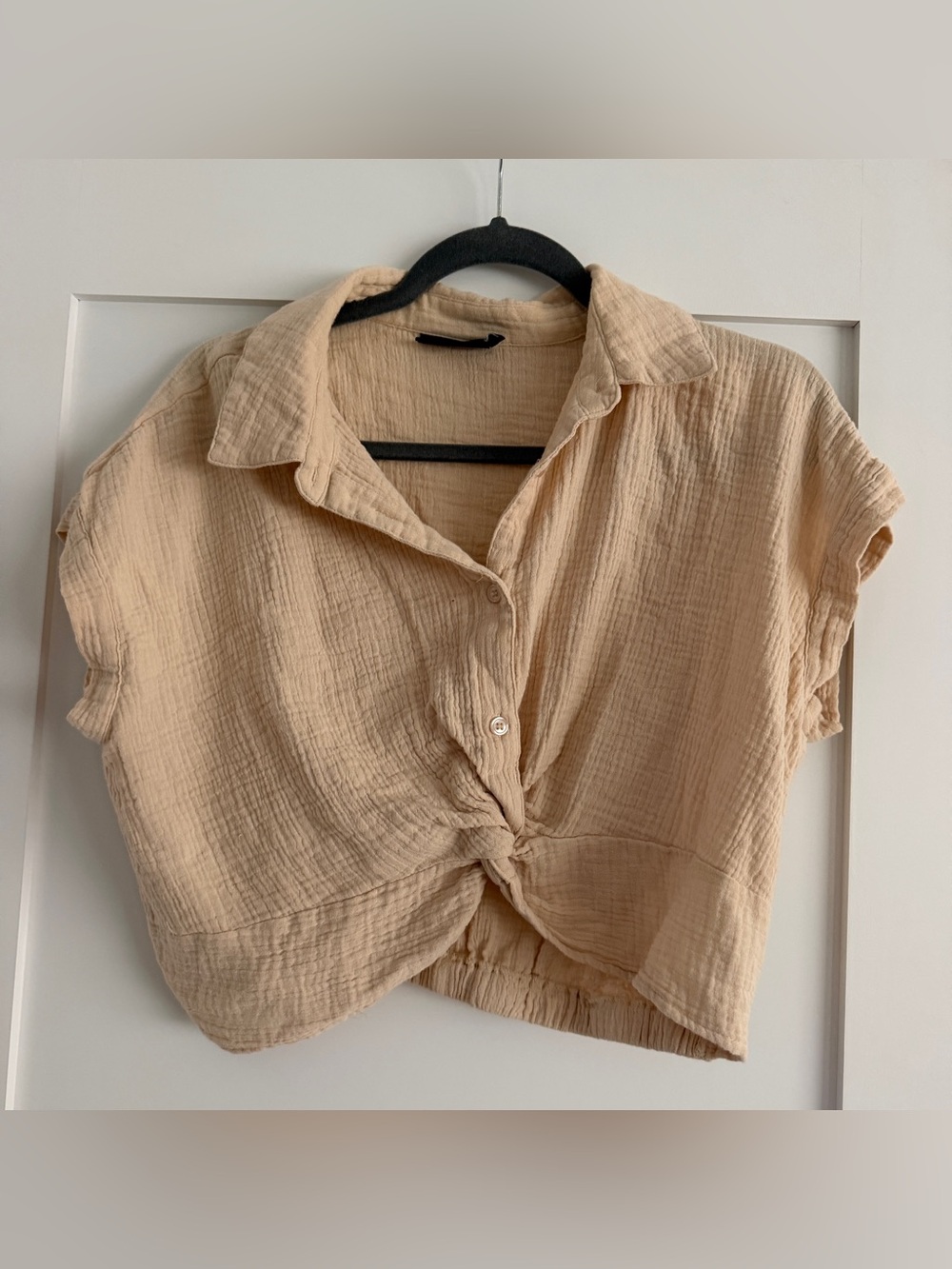 VICI Cream Gauze Cropped Button Front Twist Hem Top